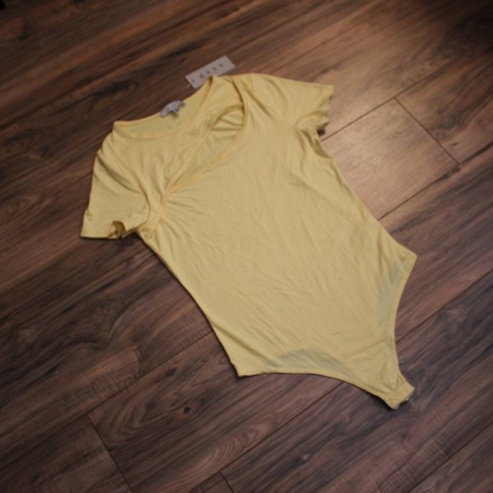 Gaze Light Yellow Short Sleeve Bodysuit M - Picture 5 of 7